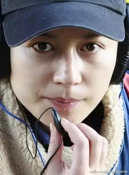 孙怡素颜被吐槽没有董子健白 (李沁的素颜和孙怡的素颜)