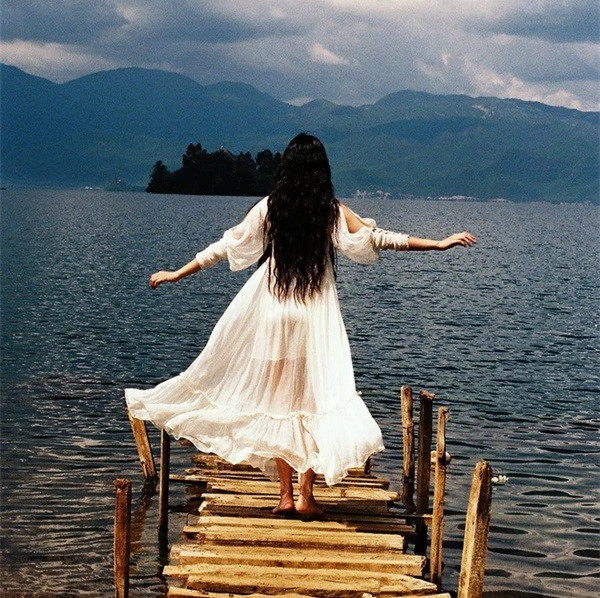 女人该不该给自己花钱,女人一定要狠狠的舍得给自己花钱