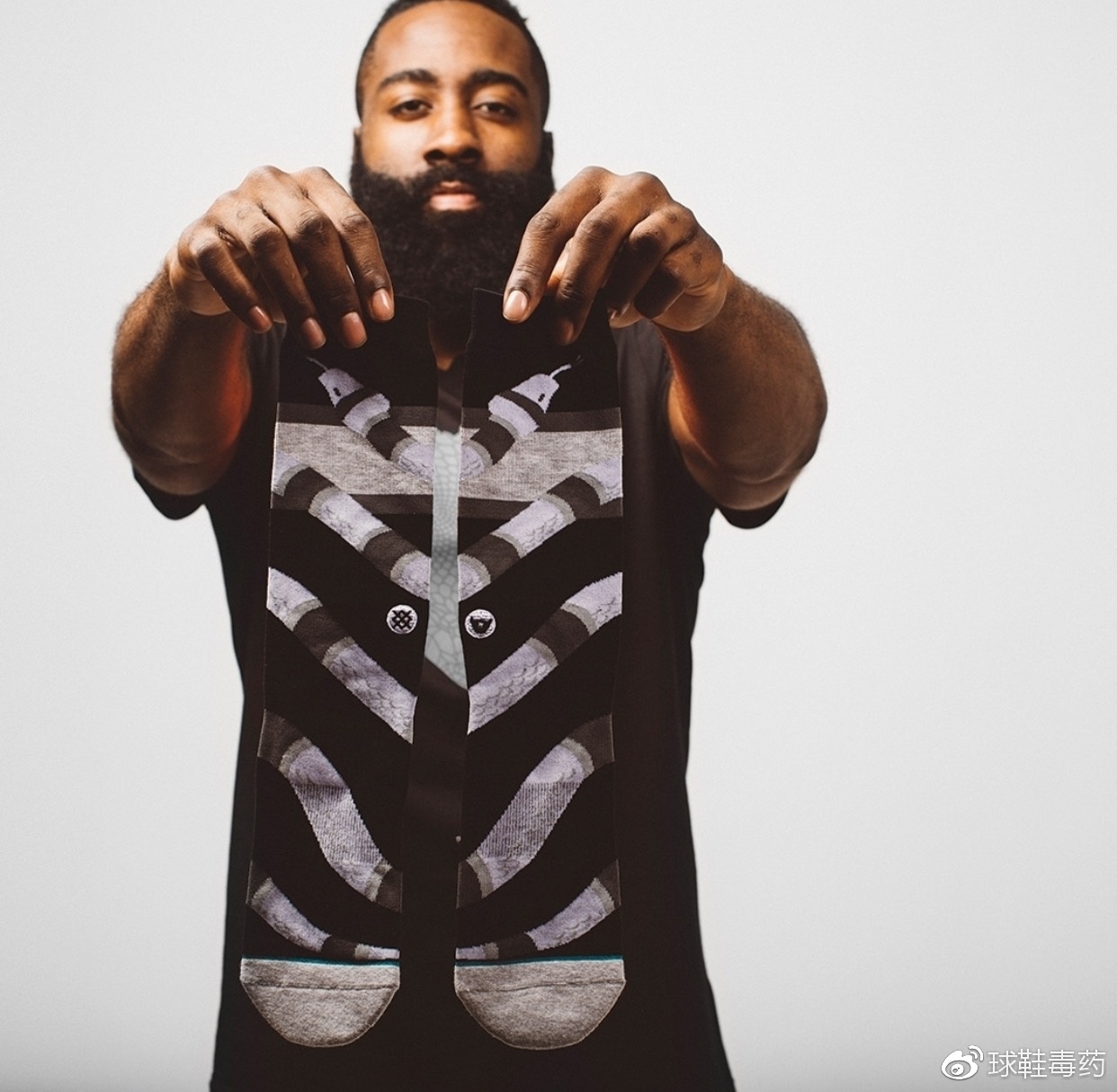 袜子为什么会滑到鞋底,球鞋穿起来为什么袜子老是下滑