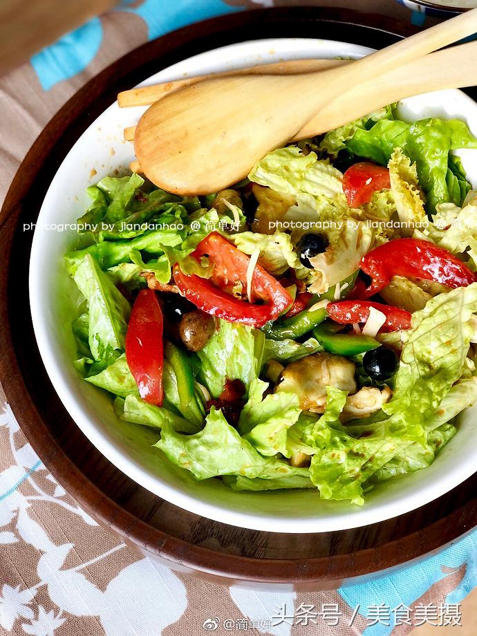 鸡蛋蛋黄酱拌沙拉,如何用蛋黄酱拌蔬菜沙拉