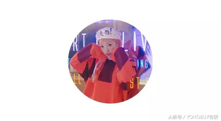 学会这些穿衣小技巧让你瞬间变高,学会这6个穿衣技巧时髦又高级