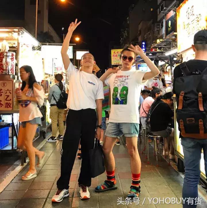 学会这些穿衣小技巧让你瞬间变高,学会这6个穿衣技巧时髦又高级