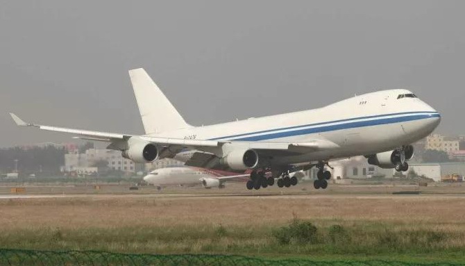 递四方跨境物流公司仓库,递四方国际速递