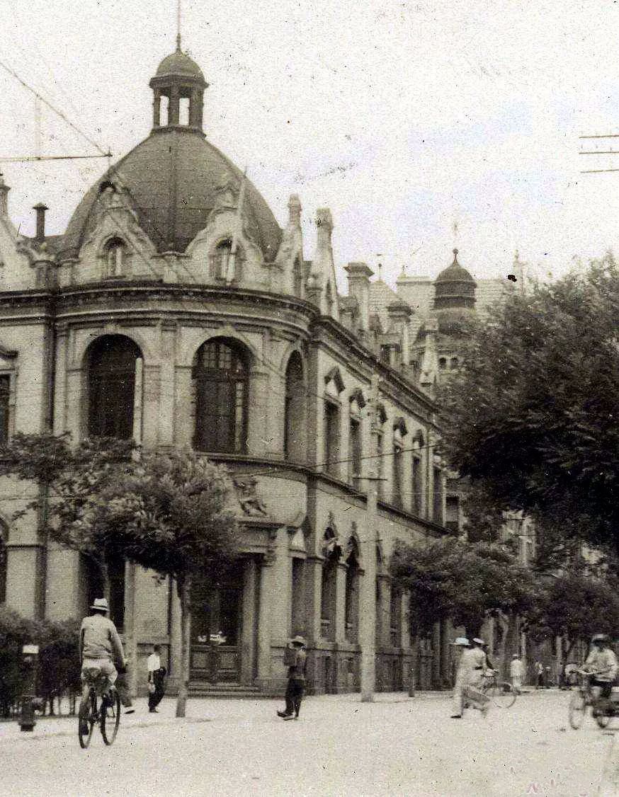 津门足坛双百颂名单,津门足坛双百颂指挥官