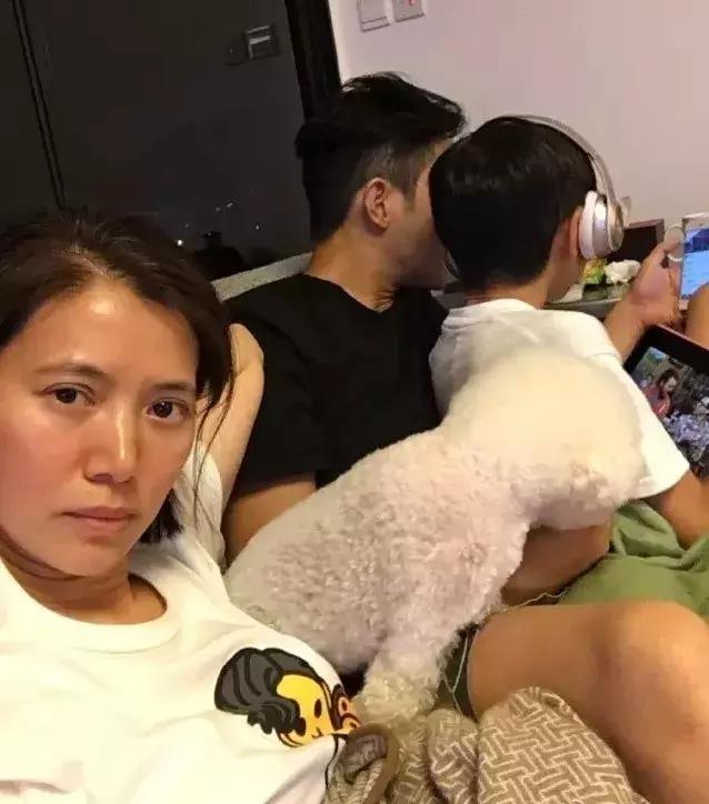 孙怡素颜被吐槽没有董子健白 (李沁的素颜和孙怡的素颜)