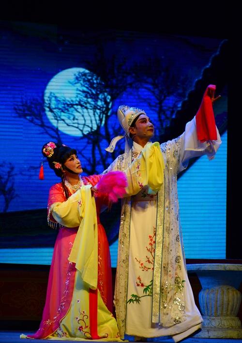 扬州地方戏曲是什么,扬州有什么传统戏曲