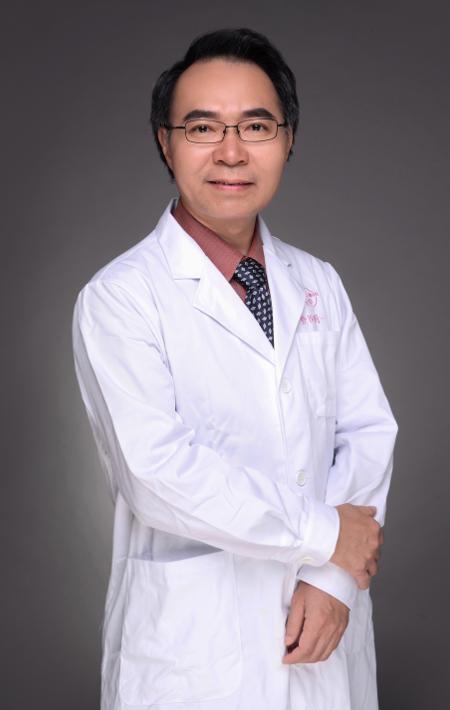 儿童先天性腰骶部脊柱侧弯,孩子弯腰驼背站不直警惕脊柱侧弯