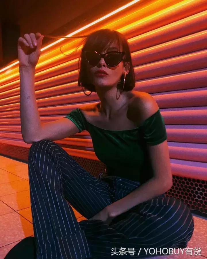 学会这些穿衣小技巧让你瞬间变高,学会这6个穿衣技巧时髦又高级