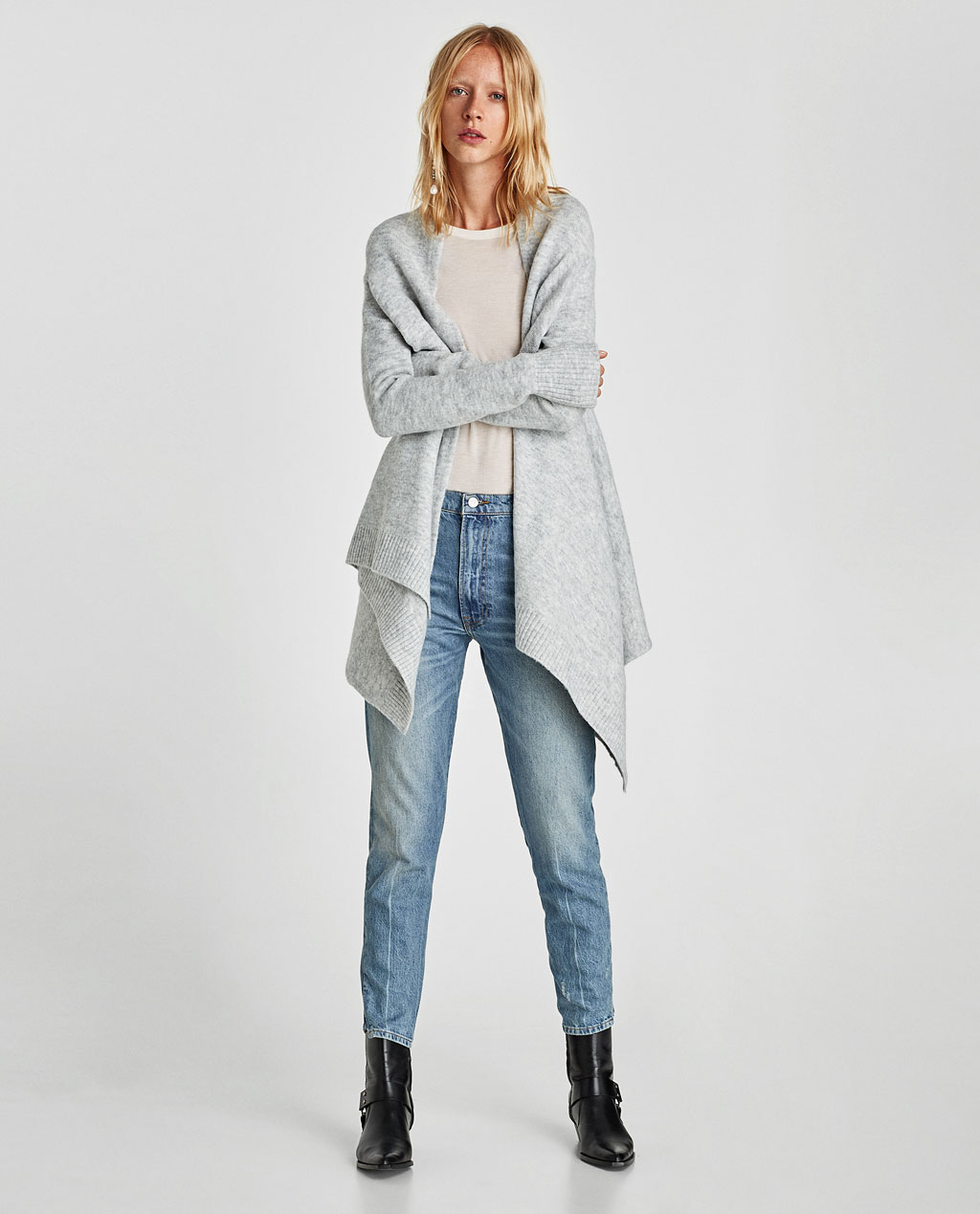 袁珊珊彩虹毛衣,袁姗姗穿什么衣服好看