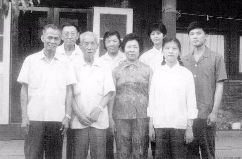 津门足坛双百颂名单,津门足坛双百颂指挥官