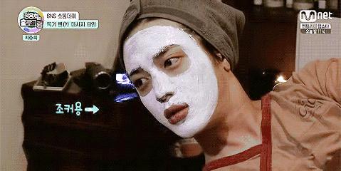 敷面膜不吸收护肤品怎么办,敷面膜不吸收是怎么回事儿