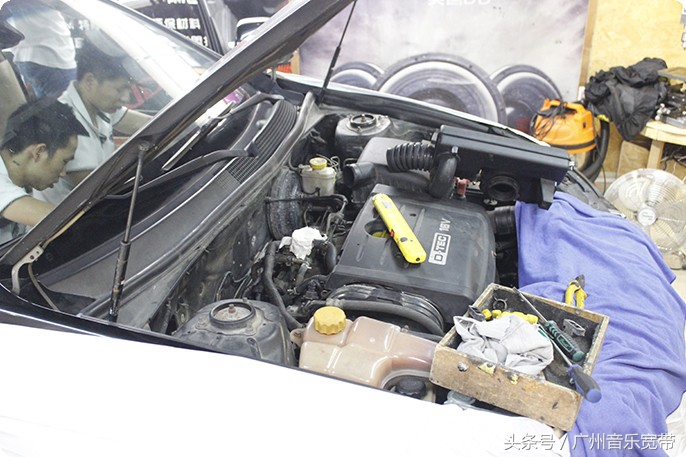 雪佛兰景程隔音除臭,雪佛兰景程隔音最佳方案