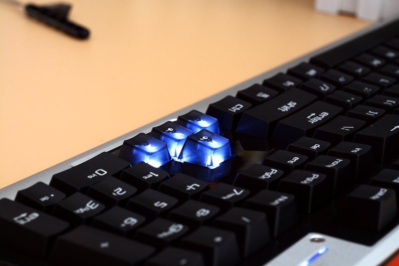 黑爵键盘各种轴的区别,黑爵机械键盘哪个型号比较好