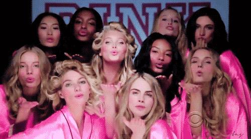 维密大秀翅膀,2013维密秀大翅膀