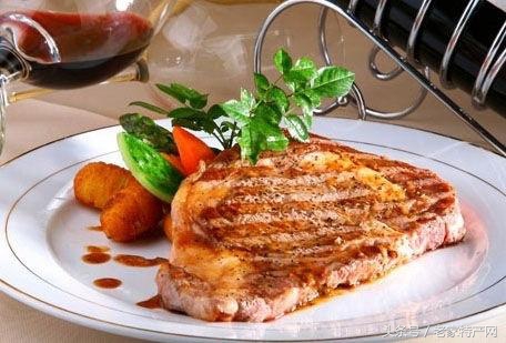 西餐礼仪常识10个字,西餐牛排刀叉礼仪