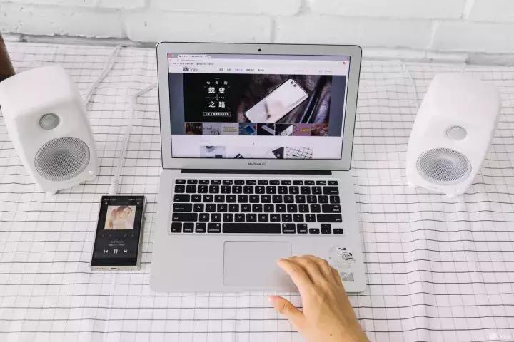 测评｜用这一对真力GOne，去当一名理性的「观测者」