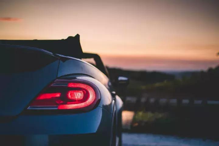 大众甲壳虫敞篷版高速体验,甲壳虫海外版