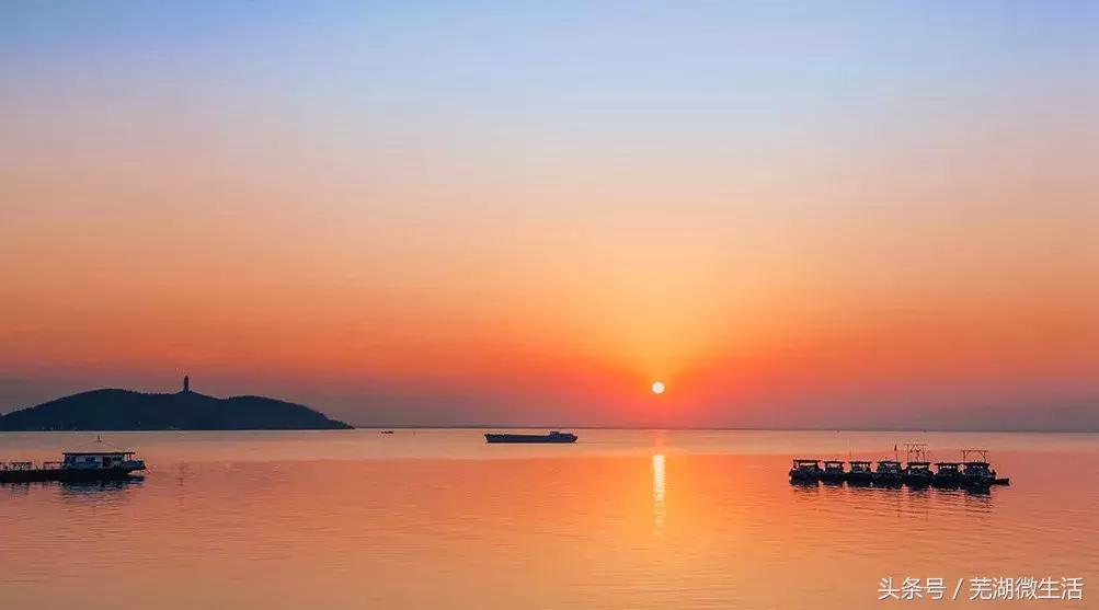 鍚堣偉榛勯簱鏅偣,鍚堣偉鏃呮父鏅偣