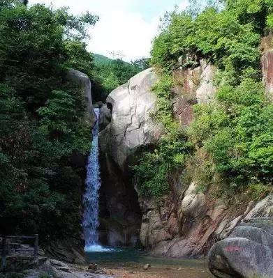 温州电器四大巨头之一，年营收达300亿！老板是他……