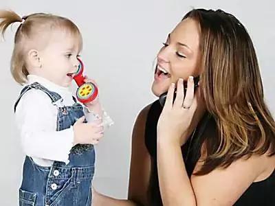 “贵人语迟”吗？孩子咿呀学语时，要注意语言发展的环境和因素