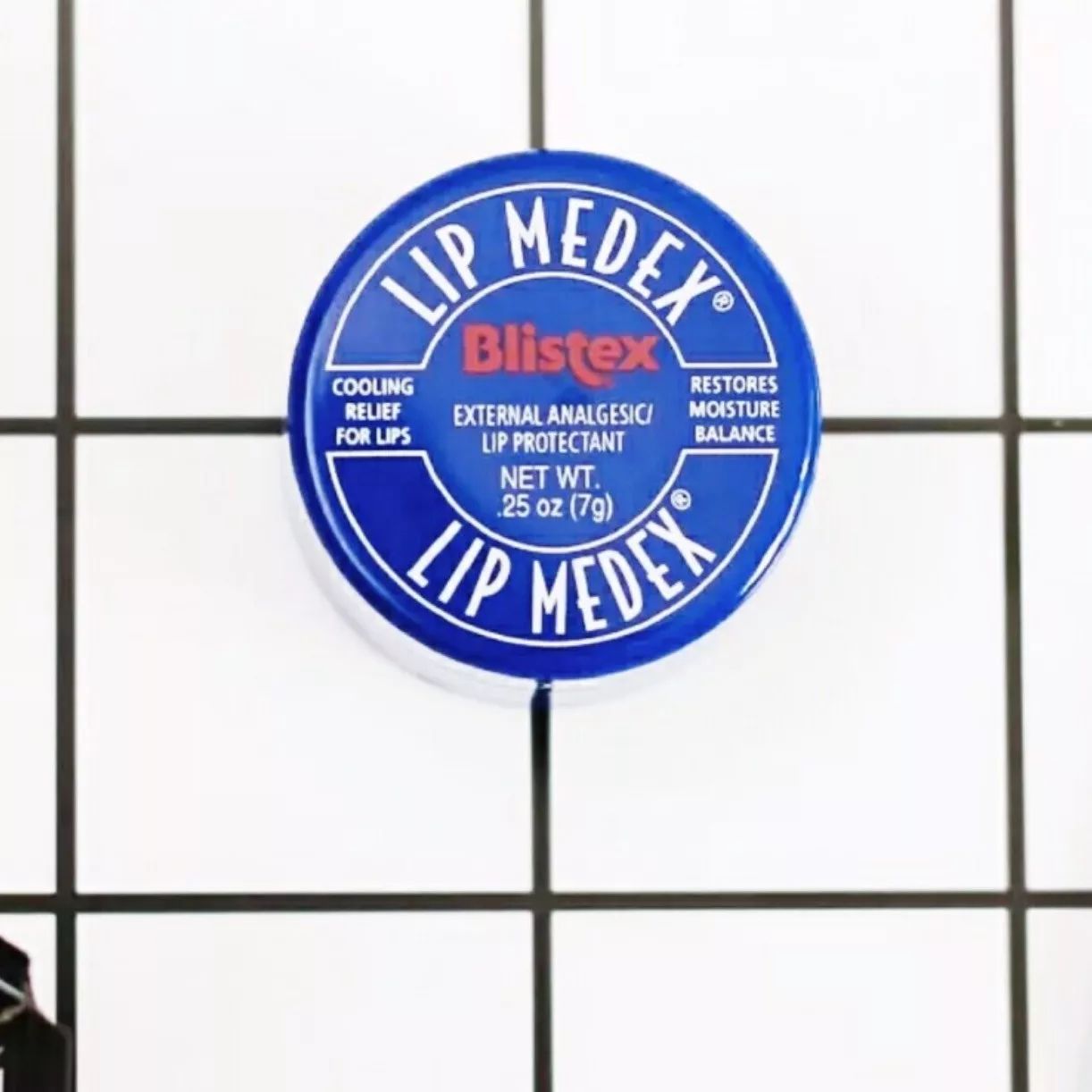 小蓝罐润唇膏含致癌物吗,小蓝罐唇膏真的会致癌吗