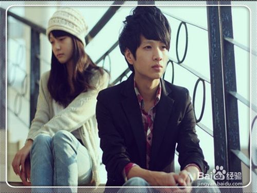 女朋友提出分手却不删除微信,女朋友突然提出分手态度坚决