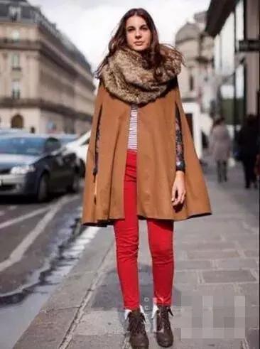 披上这一席披肩斗篷吧~