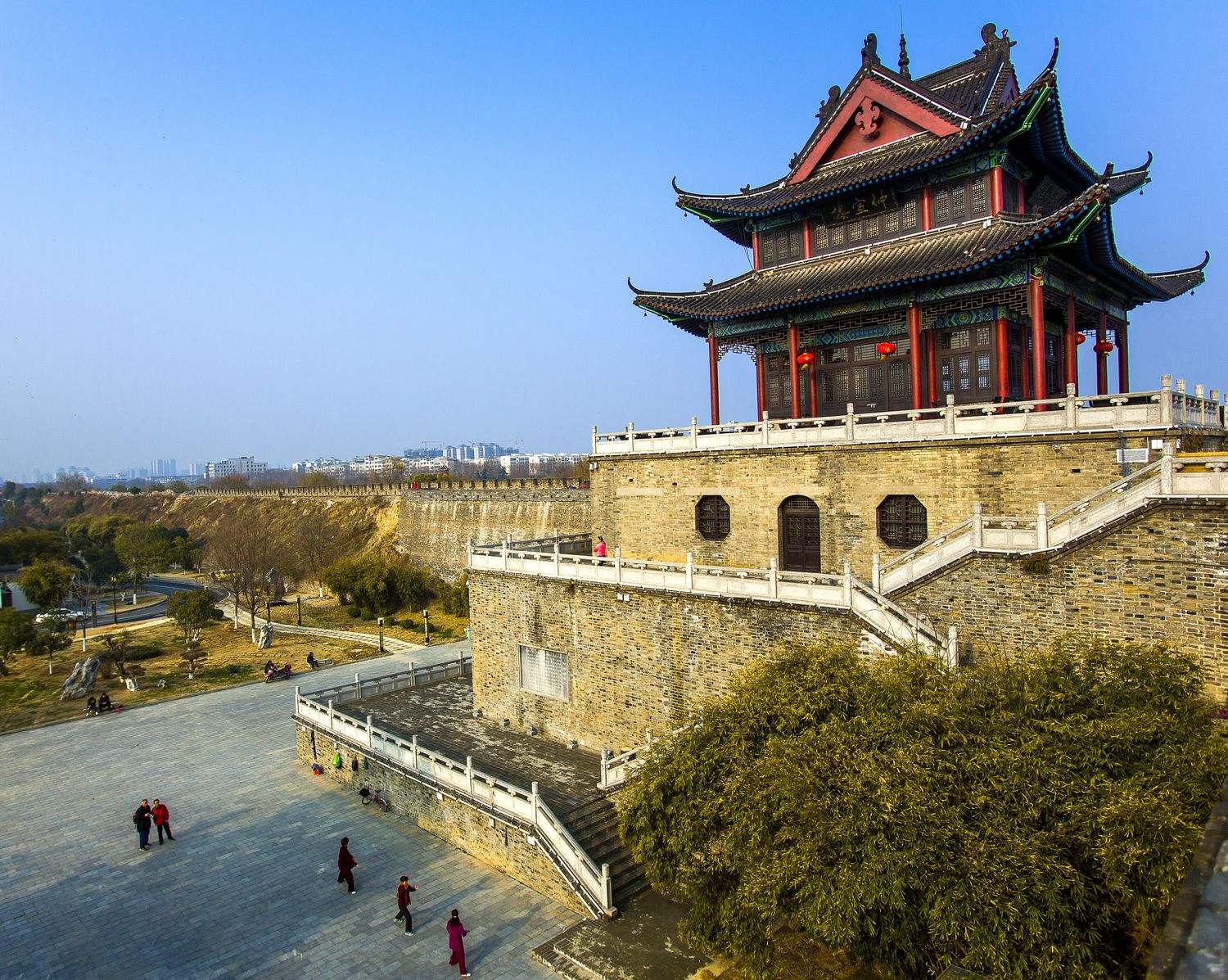 湖北这个古城,刘备三顾茅庐于此,50余处三国历史文化遗址遗迹