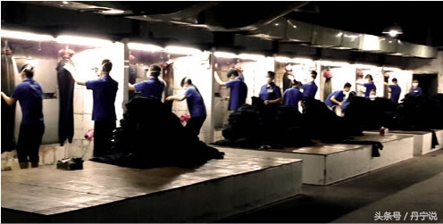 牛仔裤大牌都迷信了吗？相信神奇的数字“12”是终极*器武**