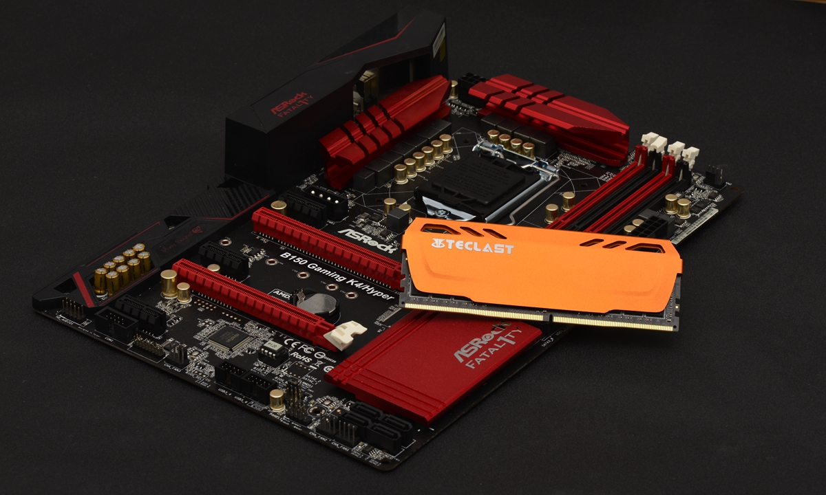 存储大厂刚出内存就发福利，2400就能超3200