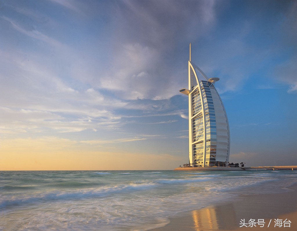 迪拜旅游住哪个酒店最便宜,迪拜顶级酒店体验价格多少