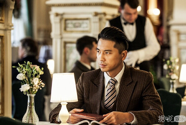 张杰哄谢娜,张杰流泪感动告白谢娜