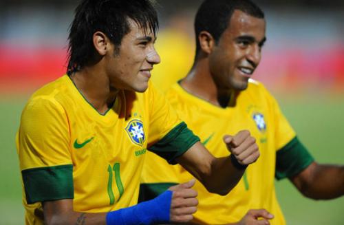 韩国人双11最爱买小米手机，网友：相当于国足在巴西赢了球！