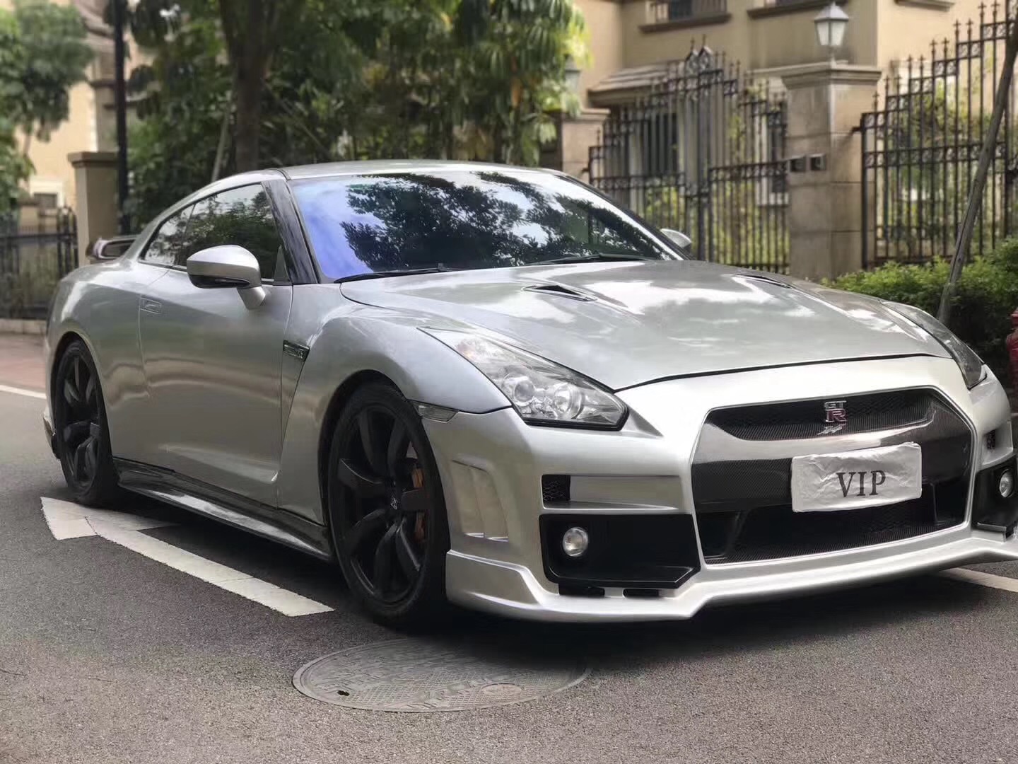 日产GTR落地198万,加快猛兽,东洋站神
