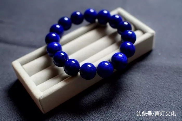 青金石褪色的原因,青金石盘玩后效果对比