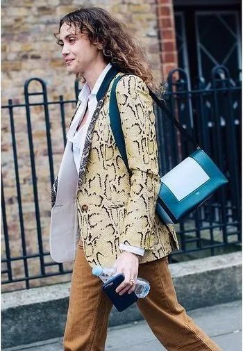 月入1w买20w的车,月薪5000的我是怎么存钱买房的