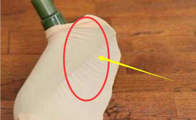 扫把不粘头发扫地小妙招,扫地总粘头发怎么处理