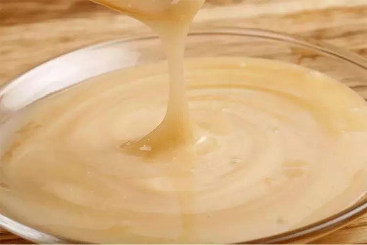 纸巾分辨真蜂蜜,四种方法教你辨别真假蜂蜜