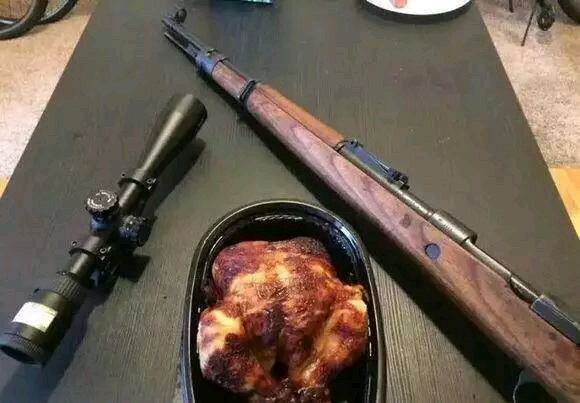 吃鸡中国式英语老外听懂了,玩吃鸡用英语和外国人交流