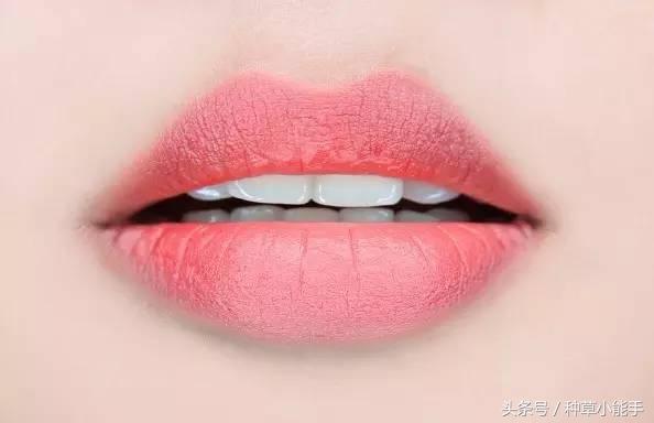 你与气质只差一支口红,其实你和精致的女人只差一支口红