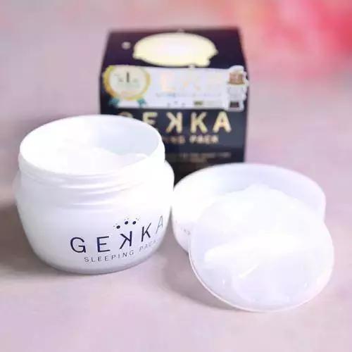 懒癌必备超好用睡眠面膜盘点,比较懒每天涂睡眠面膜可以吗