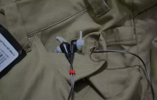 军鸟速干战术裤真实测评，错过这条裤子一定会后悔！