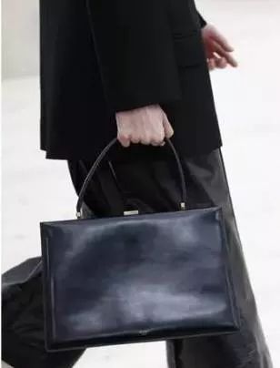 月入1w买20w的车,月薪5000的我是怎么存钱买房的