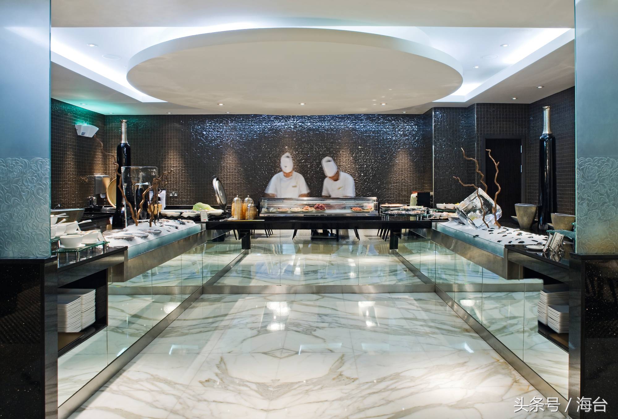 迪拜旅游住哪个酒店最便宜,迪拜顶级酒店体验价格多少