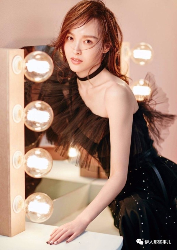 唐嫣衣着宽松引争议,唐嫣气质穿搭