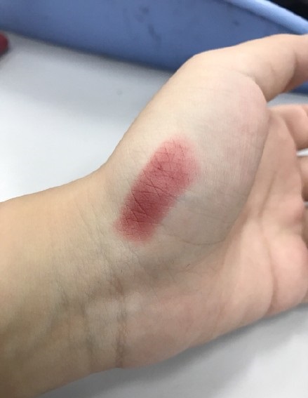 秋冬口红不易掉色,秋冬口红黄皮显白