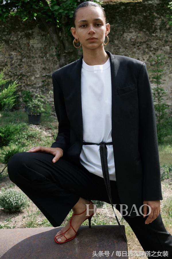 刘诗诗杨幂衣品,刘诗诗衣品逆生长