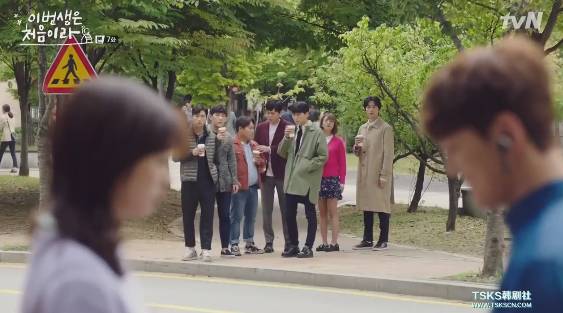 9分韩剧《今生是第一次》，看面瘫男主如何变身醋王！