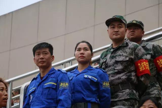 临泉乐翻天,临泉体育场球赛直播