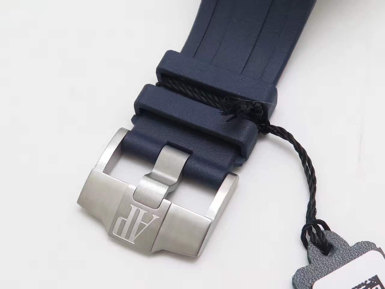 爱彼皇家橡树离岸型15710黑盘,jf厂爱彼皇家橡树15703手表